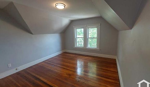 5th image of 31 Bullard St APT 3