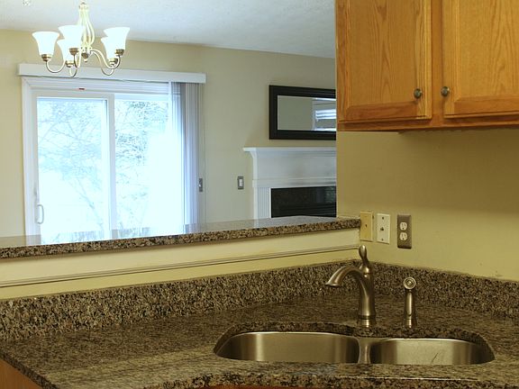 3rd image of 410 Ferryman Ct