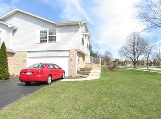 641 N Katherine Ln, Addison, IL 60101