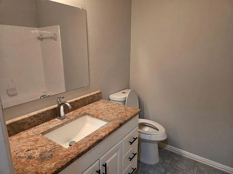 7026 Foxfield Ln — Photo 7