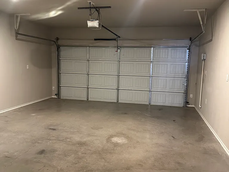 2203 Navasota St — Photo 30