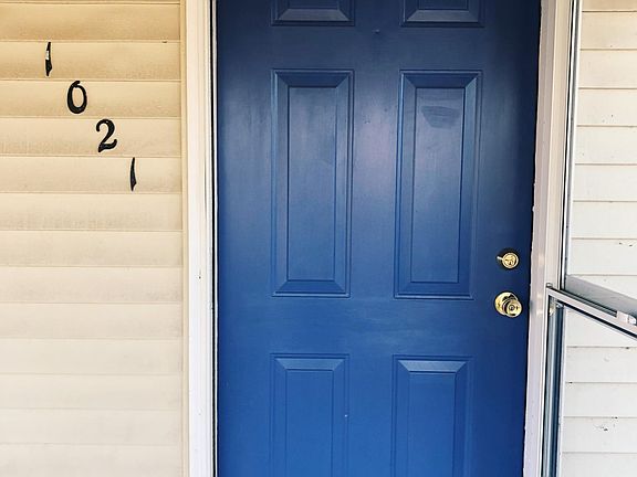 4th image of 1021 Southlea Dr