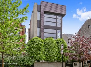 1810 W Race Ave, Chicago, IL 60622