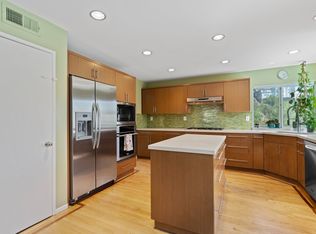 22455 Maycotte Rd, Woodland Hills, CA 91364