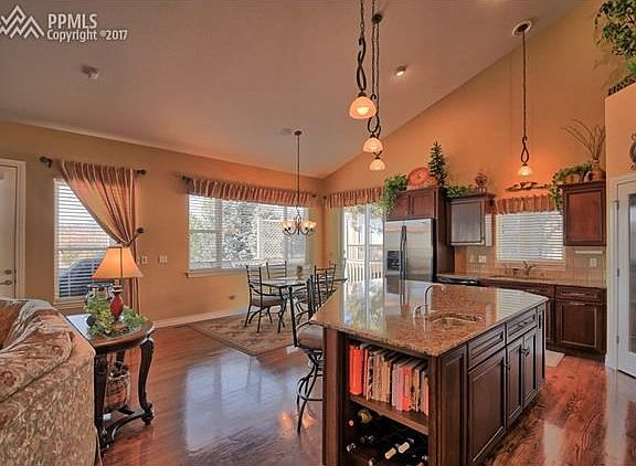 2nd image of 4799 Cedarmere Dr