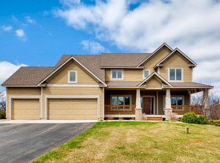 4220 Kirkwood Ln N, Lake Elmo, MN 55042