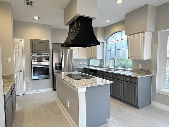 2nd image of 4225 Crestedge Ln