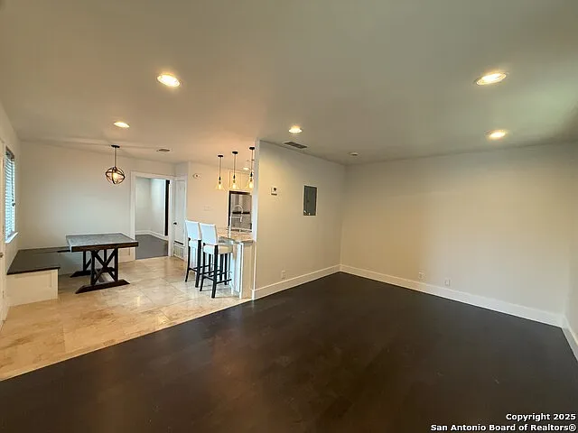 2811 Woodbury St #301 — Photo 7