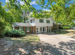 31 El Viento Dr, Washington, MO 63090