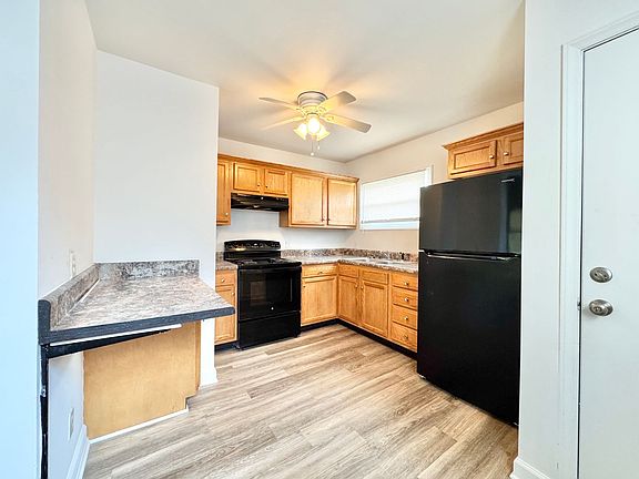 2nd image of 1509 Park Ave