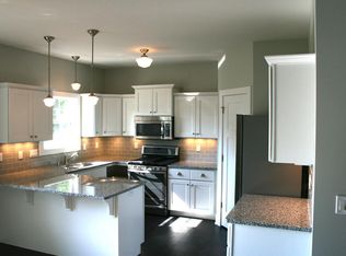 900 Platt Ave, Lake Geneva, WI 53147