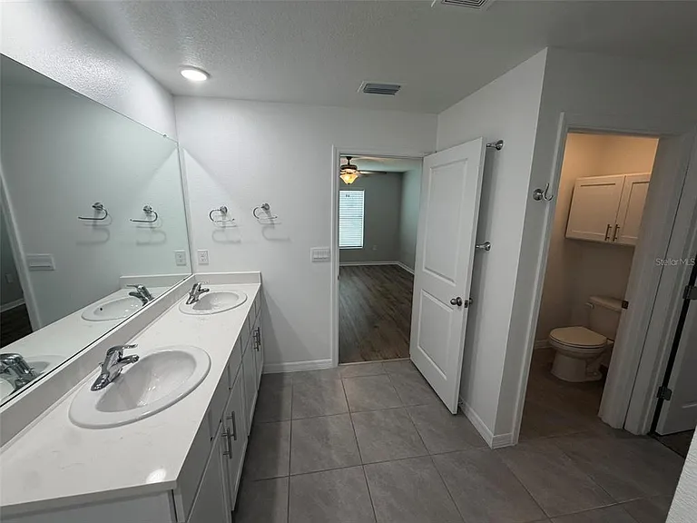 4703 SW 85th Pl — Photo 19