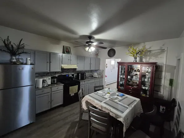 520 42nd Street image 7 of 27