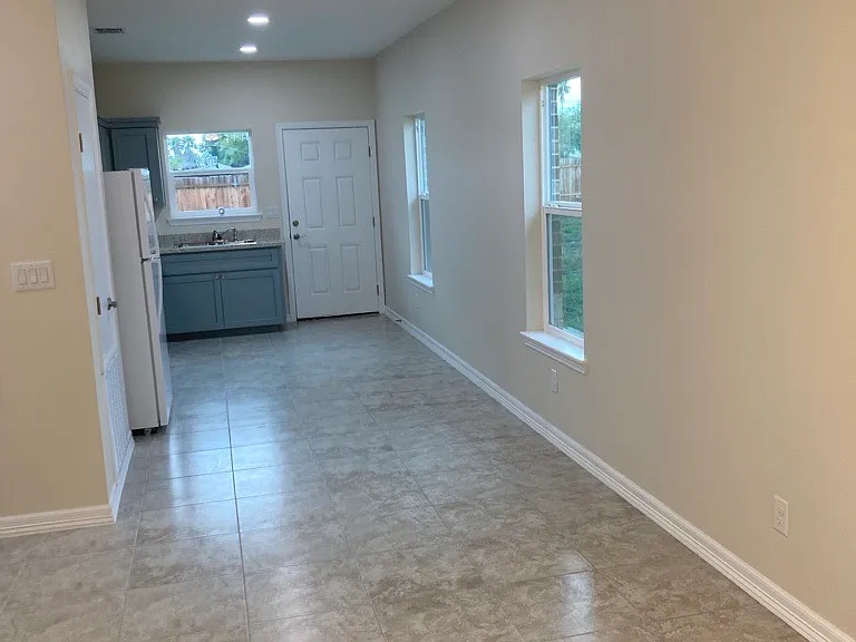2816 Brown St #C — Photo 5