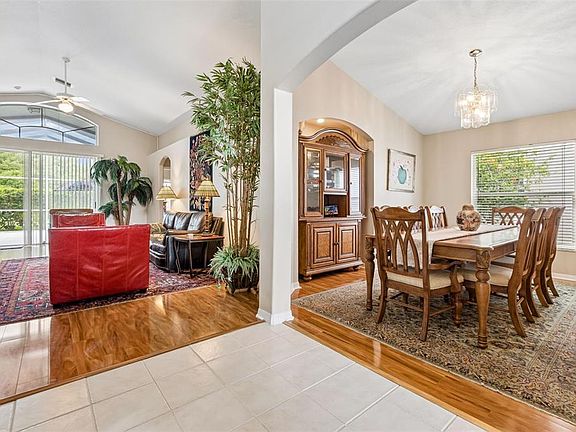 5th image of 19308 SANDY SPRINGS CIRCLE