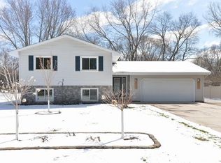 8371 Eastwood Rd, Mounds View, MN 55112