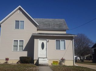 1304 3rd Ave, Sterling, IL 61081