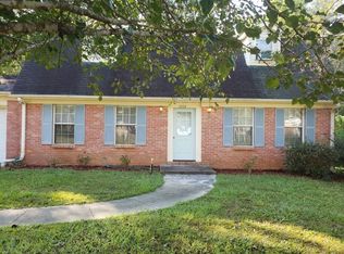 1112 Parkwood Cir, Picayune, MS 39466