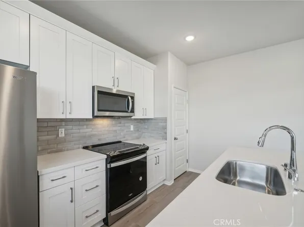 2060 Bergamot St, Redlands, CA 92374