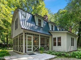 13692 Pine Dr, Harbert, MI 49115