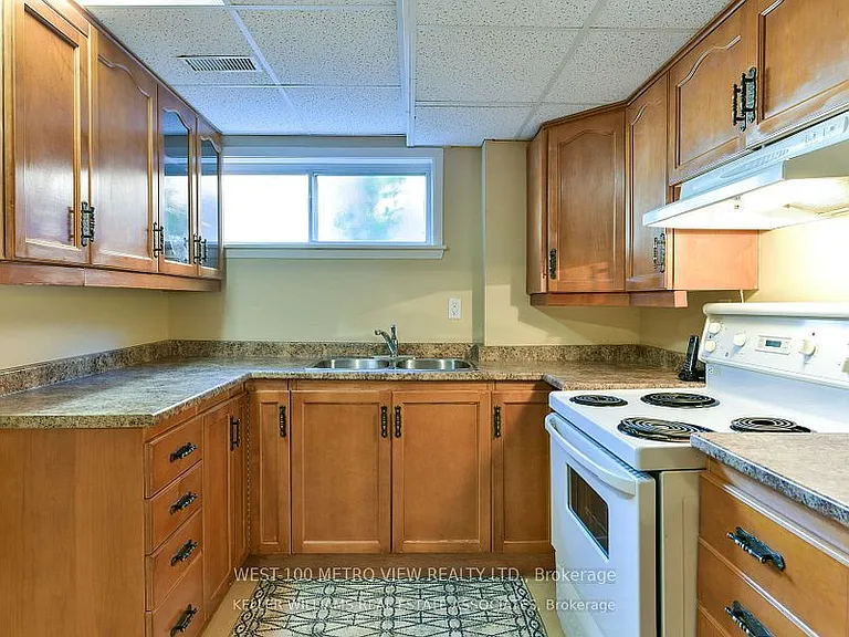 48 N Forster Park Dr — Photo 13