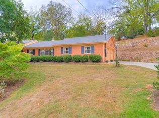 692 Cardinal Dr, Pulaski, VA 24301
