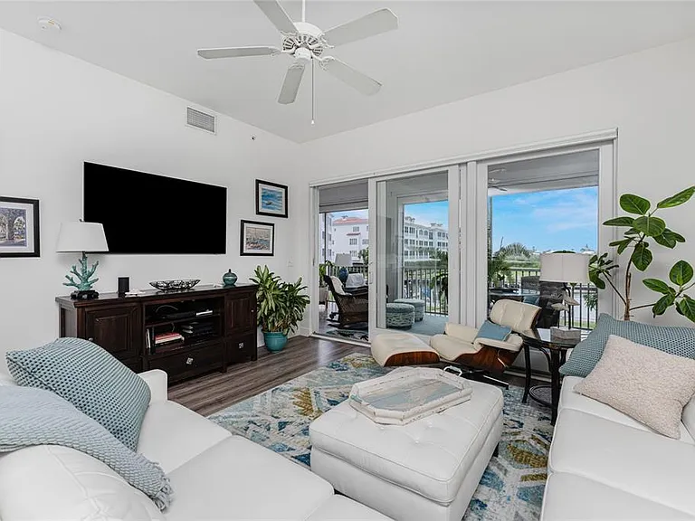 11100 Hacienda Del Mar Blvd #G-202 — Photo 19
