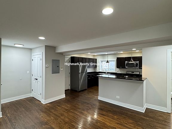 3rd image of 2538 W Fitch Ave APT 3