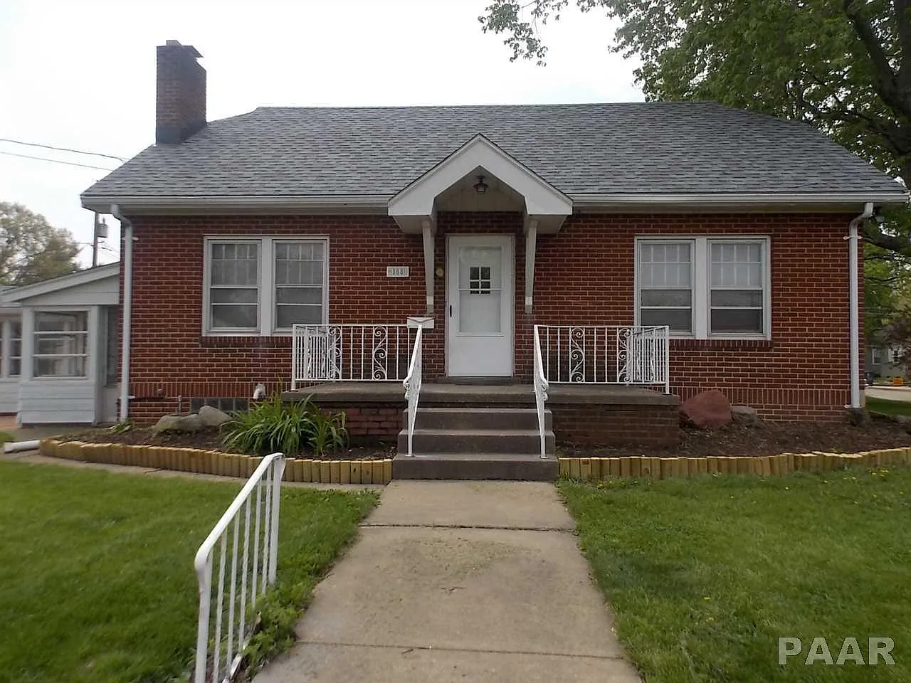 808 N Ashland Ave photo 1