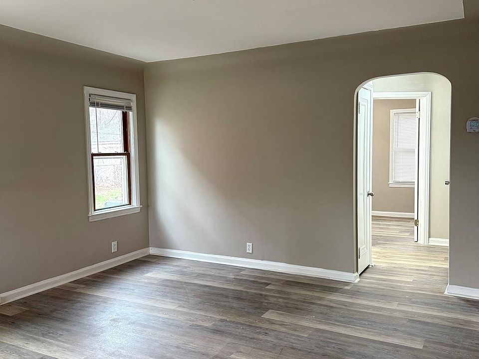 18655 Strasburg St, Detroit, MI 48205 | MLS #20250024625