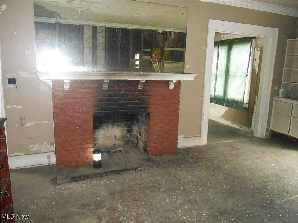 25th image of 1683 Juanita Ave
