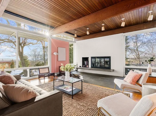 19 Orlando Ave, Arlington, MA 02474