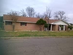1st image of 7417 Brentwood Cir