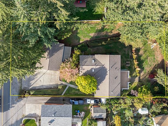 4th image of 410 Kinwood Street SE