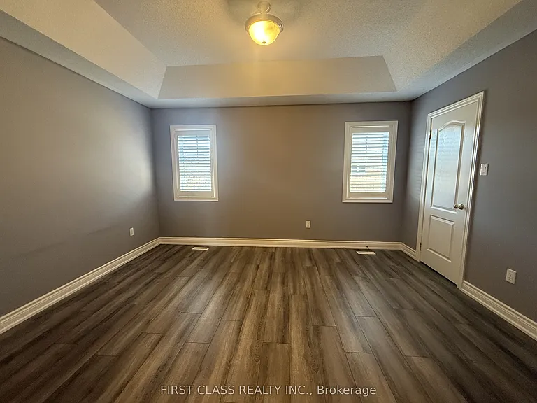 36 Princess Diana Dr — Photo 11