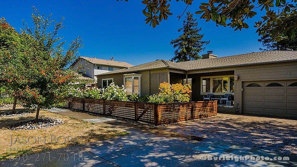 1st image of 3035 Alameda De Las Pulgas