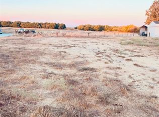 N Santa Cruz Ct, Linden, CA 95236