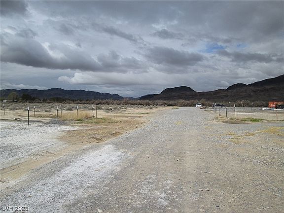 2nd image of 2410 W Nye Rd