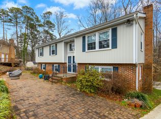 1105 Manchester Dr, Cary, NC 27511