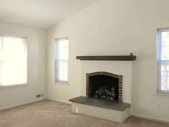 2nd image of 748 E Fisher Creek Road # Fl 1ST