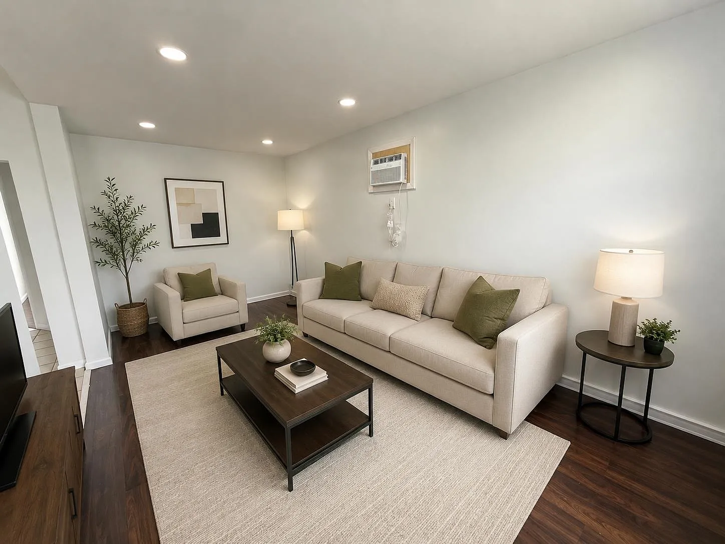 3 bed, 2.0 bath, $2,700 — Photo 1
