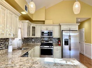 270 Seaview Ave #2, Jersey City, NJ 07305