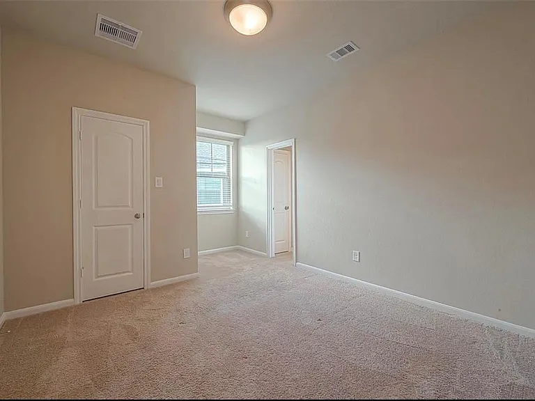 8700 Laurel Crest Dr — Photo 29