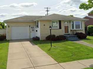 85 Karen Ln, Depew, NY 14043