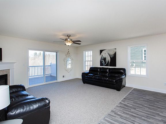 5th image of 2103 Stonebridge Dr