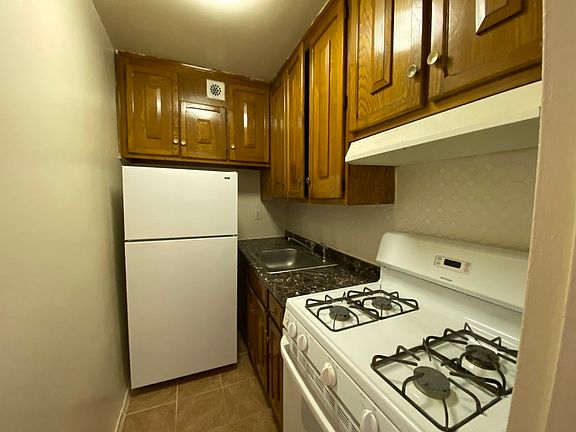 5th image of 110-48 72nd Ave #22E