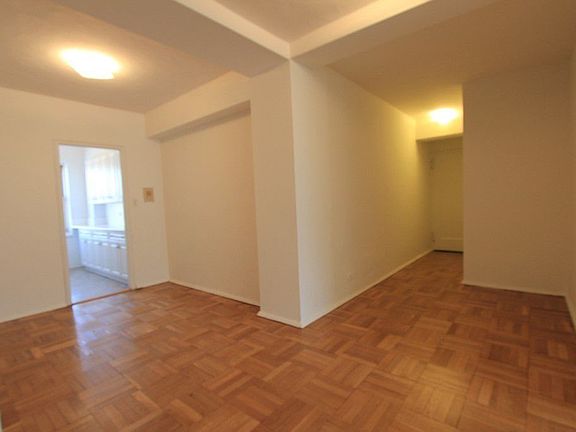 4th image of 6561 Saunders St APT 6O
