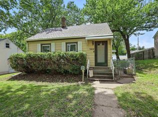 3414 Fillmore Ln, Davenport, IA