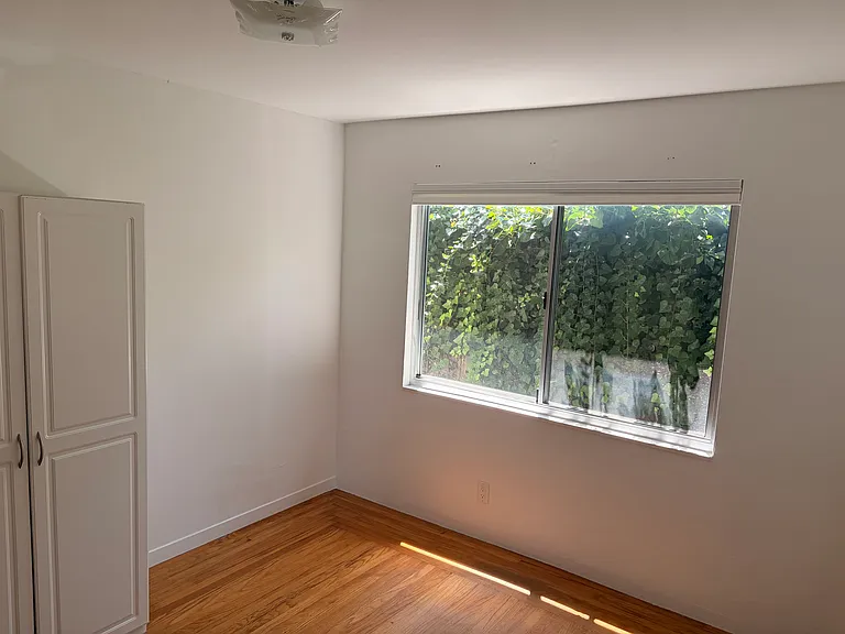 1310 Virginia St — Photo 3