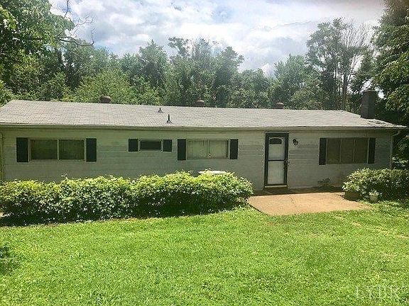 2nd image of 216 Eastview Dr